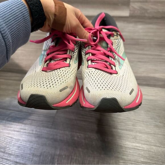 Brooks Ghost 14 Womens 8 Running Shoe Grey Pink Trainer Athletic Walking - Picture 7 of 13